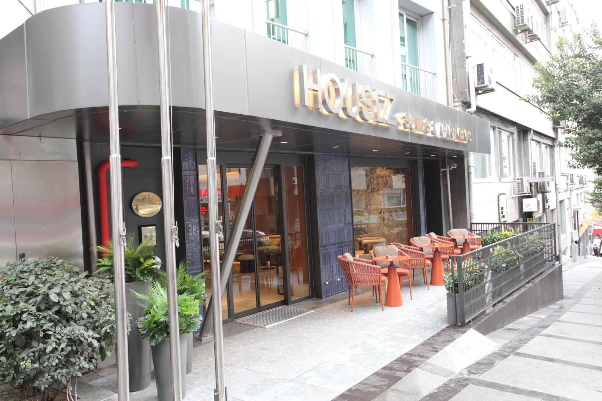 Housez Suites & Apartments Special Class — Photos 1